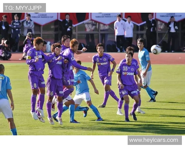 广岛队与名古屋队激战正酣谁能在这场较量中笑到最后